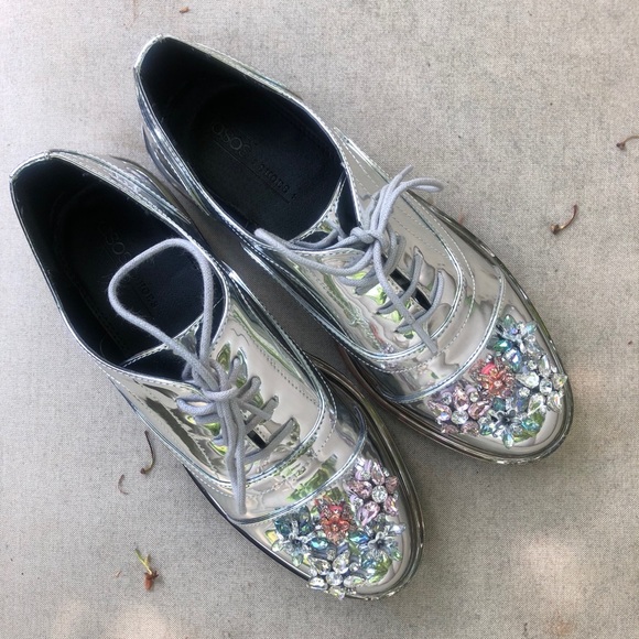 🥂HOST PICK!!! 💕🌟 NIB STYLISH ROYAL OXFORDS🥂 - Picture 2 of 8